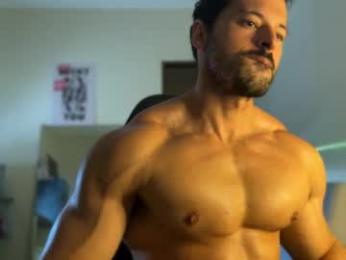 lucasfit24 webcam model stream image