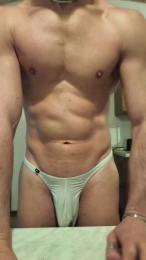 Gil_Hot_ webcam model stream image