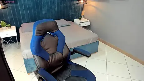 tinaqueen_noa webcam model stream image