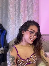 Samantha_Bernardo webcam stripchat model stream image