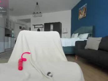classynikki webcam model stream image