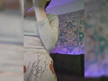 MyLittlegi webcam bongacams model stream image