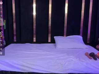 nyveth webcam model stream image