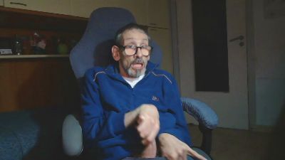 Neruda72 webcam cam4 model stream image