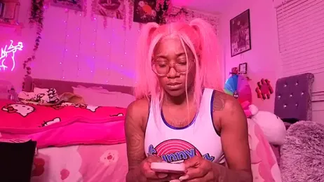 VixenCapri webcam model stream image