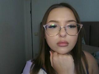 Lindsey Lu webcam model stream image