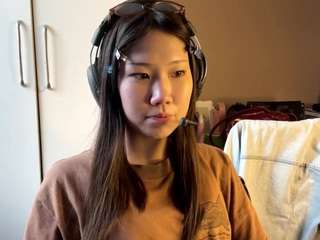 earlinevichidvongsaのプレビュー