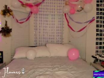 violetttflowers webcam model stream image