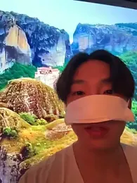 -kou-- webcam stripchat model stream image