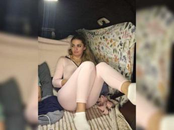 SweetCoople webcam bongacams model stream image