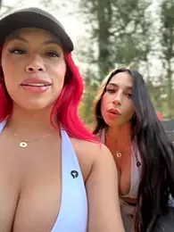 shaarebaare webcam stripchat model stream image