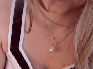 Jackie Daisy webcam model stream image