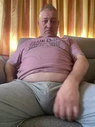 Russirayu webcam model stream image