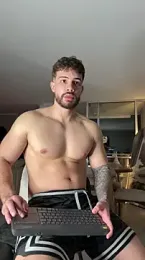 Valenthino_Salvatore webcam model stream image