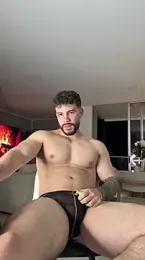 Valenthino_Salvatore webcam model stream image