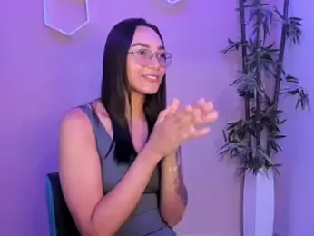 ASIAM_BRUNET webcam model stream image