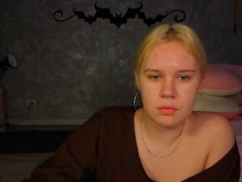 Female-Jesus webcam model stream image