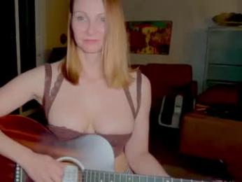 kaileeshy webcam model stream image