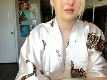 Adellebunny webcam model stream image