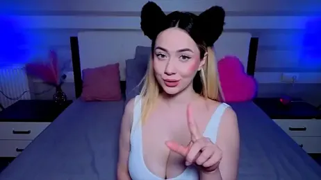 AriaSugar webcam model stream image