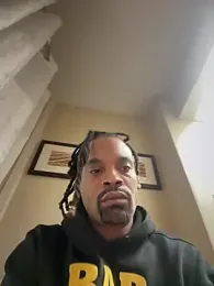 2HandsLong webcam model stream image