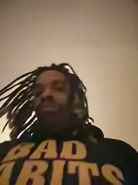 2HandsLong webcam model stream image