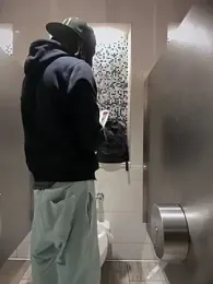 2HandsLong webcam model stream image