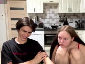 flowerscouple webcam chaturbate model stream image