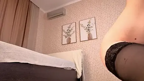 AveloriaLove webcam stripchat model stream image