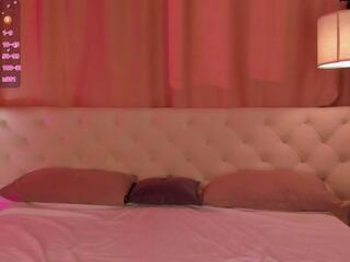 Mins Mary webcam model stream image