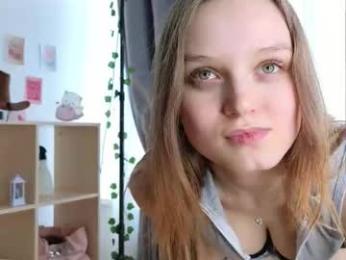 xiaobrunscheen webcam chaturbate model stream image