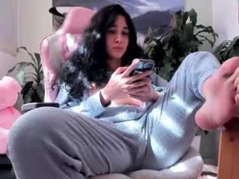 jhoanna_largo webcam chaturbate model stream image