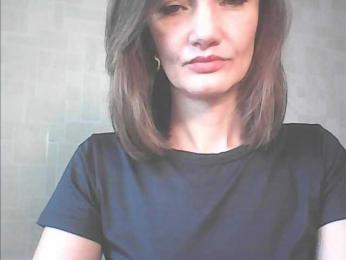 Monro webcam bongacams model stream image