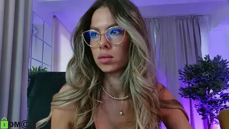 AllenaMoon webcam model stream image