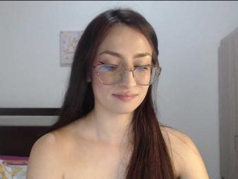 AndraCyrus webcam model stream image