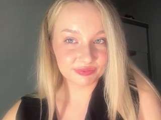 merririesgraf webcam model stream image
