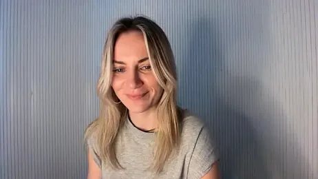 Milla__one webcam model stream image