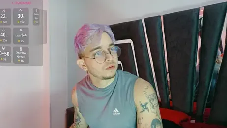 AliceandMax webcam model stream image