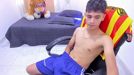 Aron_Boyy webcam model stream image