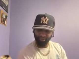 heseverlasting webcam model stream image