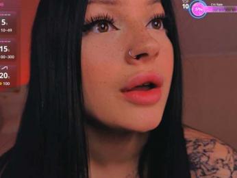 LisaaLiss webcam model stream image