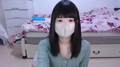 AMI___oO webcam stripchat model stream image