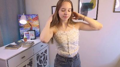 Nina_Crown webcam model stream image