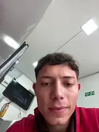 santiObrero webcam model stream image