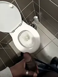 frenchblackc31 webcam model stream image