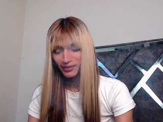 camilaa-horny webcam model stream image