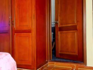 lency-rose webcam model stream image