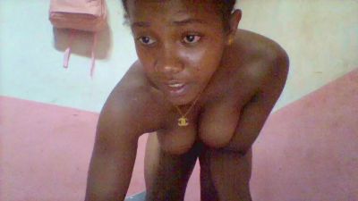 Herminah webcam model stream image