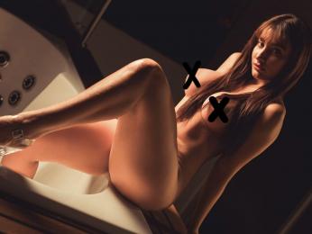 CrissRusso webcam model stream image