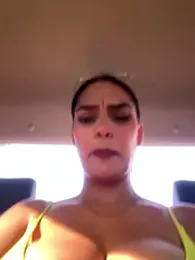 Sara-77 webcam model stream image